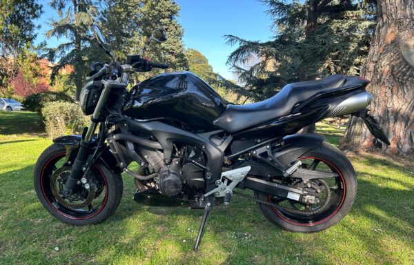 YAMAHA FZ6 N´06,    2.200€